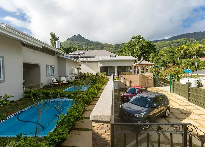 Beau Vallon Villa Chalets Chalet