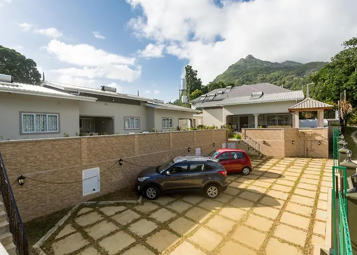 Chalet Beau Vallon Villa Chalets Beau Vallon (Mahe)