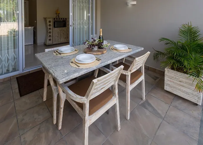 Beau Vallon Villa Chalets