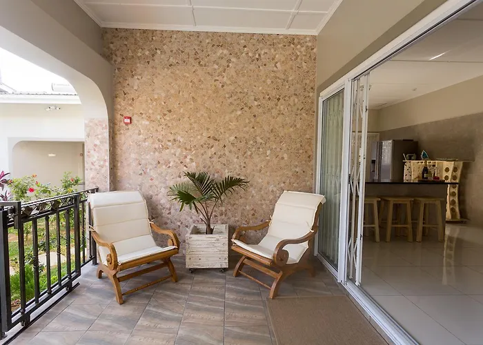 Chalet Beau Vallon Villa Chalets