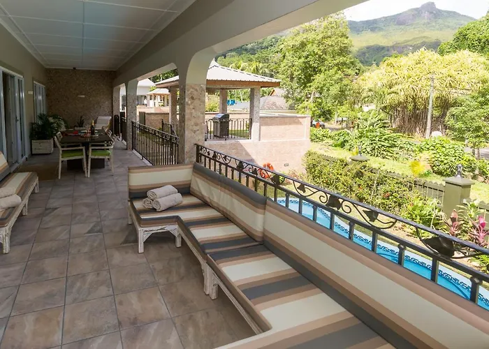 Beau Vallon Villa Chalets Chalet *