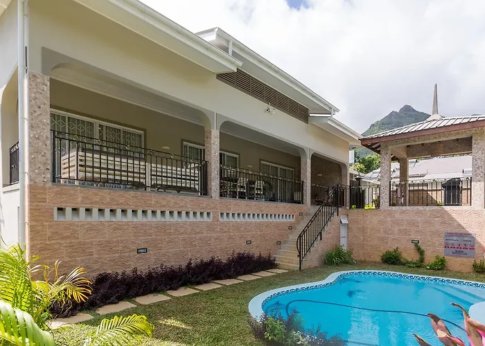 Chalet Beau Vallon Villa Chalets *