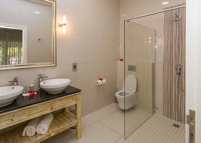 Beau Vallon Villa Chalets